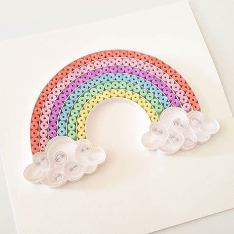 Paper Quilling Rainbow, Rainbow Quilling, Paper Quilling Designs Creative, Craft Paper Flowers, Diy Quilling Crafts, Paper Peony, Quilling Projects, Quilling Pattern, Pencil Drawings Of Flowers