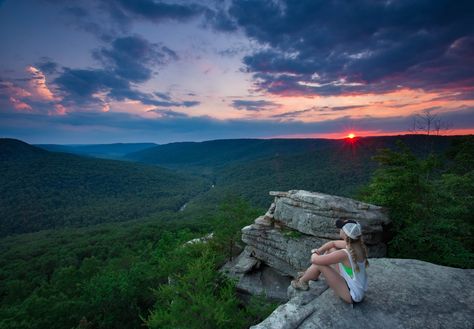 The 10 Best Hikes near Nashville, TN Nashville Hiking, Nashville Indiana, Nice Sunset, Nashville Vacation, Visit Nashville, Long Weekend Getaways, Tennessee Travel, Nashville Trip, Tennessee Vacation