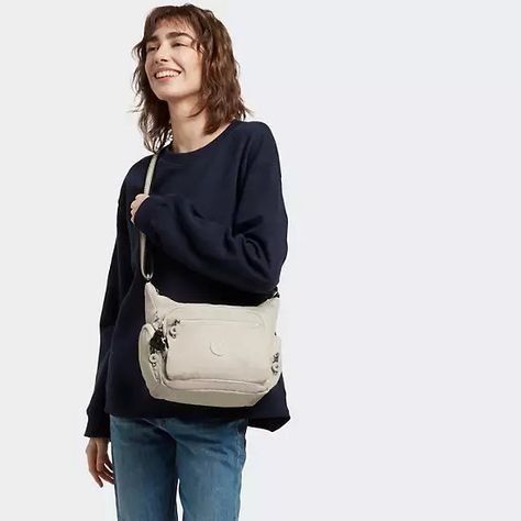 Discover great products at the best prices at Dealmoon. Kipling Crossbody Bag. Price:$74.25 at Kipling USA Kipling Crossbody Bag, Crossbody Bag Outfit, Gal Pal, Usa News, Bag Light, Women's Handbags, Small Crossbody Bag, Small Crossbody, Cloth Bags