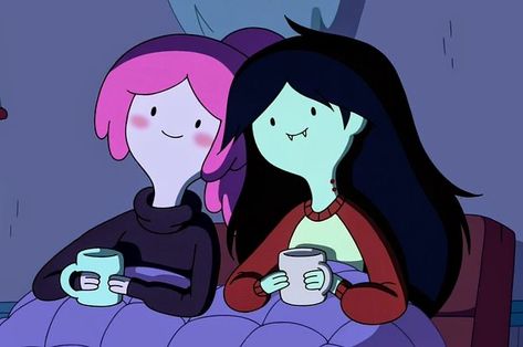 Adveture Time, Marceline And Princess Bubblegum, Marceline And Bubblegum, Marceline The Vampire Queen, Adventure Time Marceline, Inspirational Movies, Best Friends Aesthetic, Princess Bubblegum, Funny Cartoons