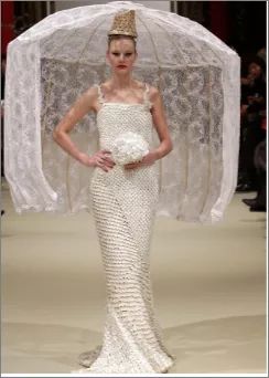 50 Ugliest Wedding Dresses you've Ever Seen | Style Magazine - Part 12 Horrible Wedding Dress, Odd Clothes, Weird Wedding Dress, Ugly Wedding Dress, Crazy Clothes, Unconventional Bride, Worst Wedding Dress, Casual Bridesmaid Dresses, Crazy Dresses