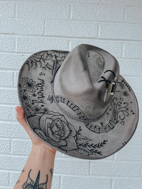 This Fedoras item by RiverValleyFF has 168 favorites from Etsy shoppers. Ships from Elsberry, MO. Listed on Aug 14, 2024 Laney Wilson Hats, Burn Hats Ideas, Burned Hat Design Ideas, Burned Felt Hat Design, Burned Hat Design, Pyrography Hats, Fedora Hat Outfit Summer, Hat Branding, Fire Hats