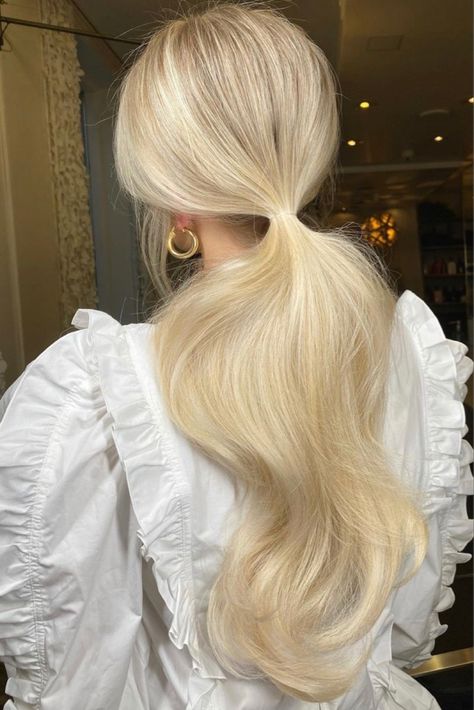 Blond Hair Ponytail, Caramel Brown Hair, Hair Fair, Hair Ponytail, Long Bob Hairstyles, Balayage Brunette, Brunette To Blonde, Low Ponytail, Spring Hairstyles