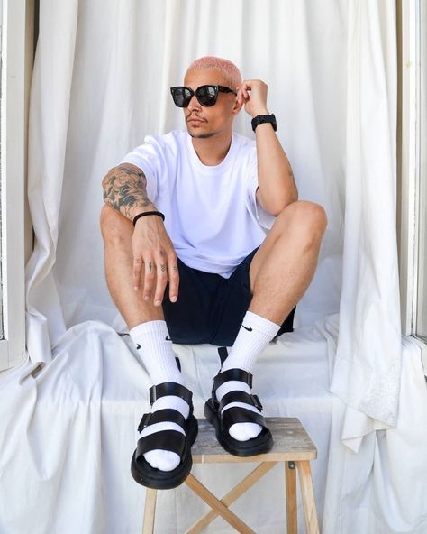 GIO | Content Creator on Instagram: “Socks n Sandals #drmartensofficial . ⠀ ——————————————————- • #minimalarchive #nclgallery #pauseshots #backtominimal #pauseonline #paqpics…” Sandals With Socks Outfit Men, Sandals With Socks Outfit, Socks And Sandals Outfit, Sandals Outfit Men, Slides And Socks, Socks Outfit Men, Sandals With Socks, Types Of Sandals, Chess King