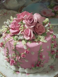 Gorgeous Rose Cake Design. Rose Cake Design, Shabby Chic Cakes, Cake With Flowers, Gateaux Cake, Fake Cake, Special Occasion Cakes, Rose Cake, Gorgeous Cakes, Pink Cake