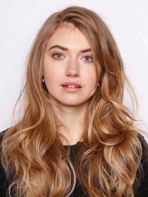 Julia Maddon, Bold Eyebrows, Imogen Poots, Women Portraits, Natural Lipstick, Lindsay Lohan, Model Face, Middle Earth, Belleza Natural