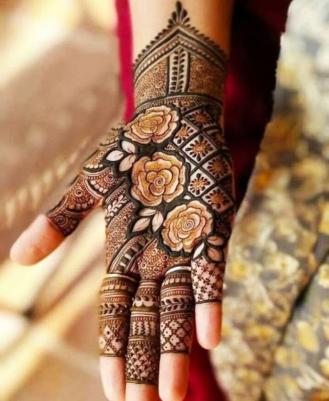 Pakistani Mehndi Designs, Indian Mehndi Designs, Tattoo Henna, Rose Mehndi Designs, Modern Mehndi Designs, Stylish Mehndi, Full Mehndi Designs, Stylish Mehndi Designs, Latest Bridal Mehndi Designs