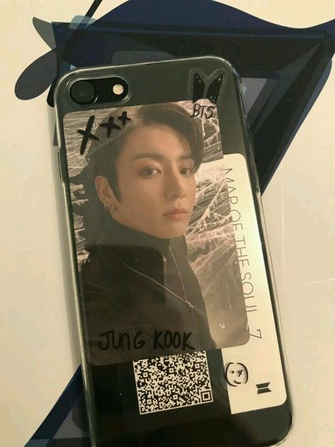 Korean Phone Cases, Korean Phones, Homemade Phone Cases, Kpop Phone Cases, Diy Iphone Case, Phone Inspiration, Case Ideas, Bts Merch, Aesthetic Phone Case