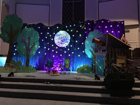 Galactic Starveyors VBS 2017 Galactic Starveyors Vbs 2017, Camp Vbs, Vacation Bible School Themes, Vbs Decorations, Picture Backdrop, Outer Space Decorations, Vbs Themes, Galaxy Theme, Group Ideas