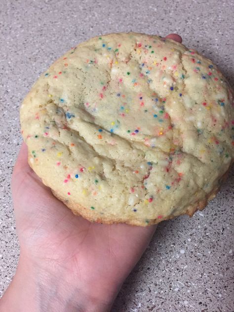 Sugar Cookie In A Mug, Single Serve Sugar Cookie, Sugar Cookie Mug Cake, Sugar Cookie For One, One Big Cookie Recipe, Mug Sugar Cookie, Mug Cookie Recipes, Single Serve Cookie, Single Cookie