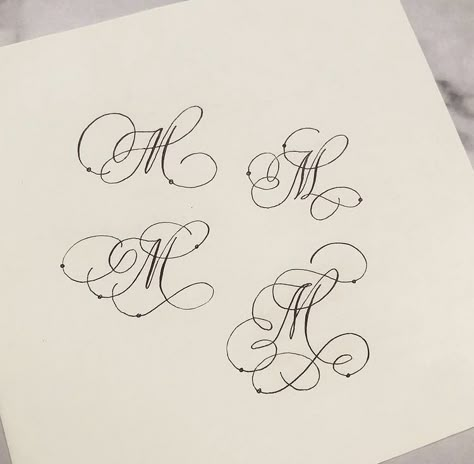 Copperplate Calligraphy Flourishes, Letter M Calligraphy, Calligraphy R, Calligraphy M, Calligraphy Writing Styles, Calligraphy Business, Fonts Elegant, Calligraphy Letters Alphabet, Flourish Calligraphy