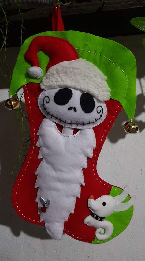 Nightmare Before Christmas Stocking Diy, Stocking Decorating Ideas Diy, Nightmare Before Christmas Crafts, Nightmare Before Christmas Stocking, Disney Christmas Crafts, Nightmare Before Christmas Tree, Nightmare Before Christmas Ornaments, Christmas Hand Painted, Nightmare Before Christmas Tattoo