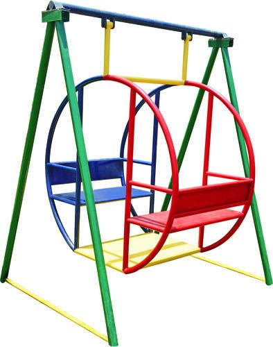 Swings For Kids, Kids Outdoor Playground, Outdoor Gym Equipment, Cheap Landscaping Ideas, Park Equipment, Actress Without Makeup, Metal Furniture Design, Jungle Gym, Sport Gymnastics