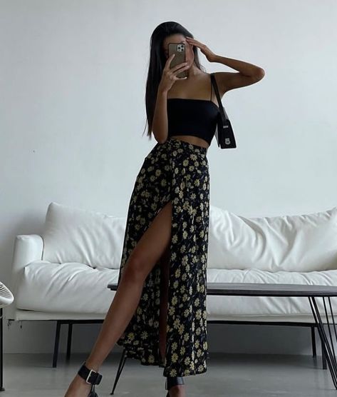 Night Club Outfits Clubwear Nightclub, Nightclub Outfit Club Style, Night Club Outfits Clubwear, Club Outfits Clubwear, Clubwear Nightclub, Classy Party, Season Outfits, Korean Nails, Night Club Outfits