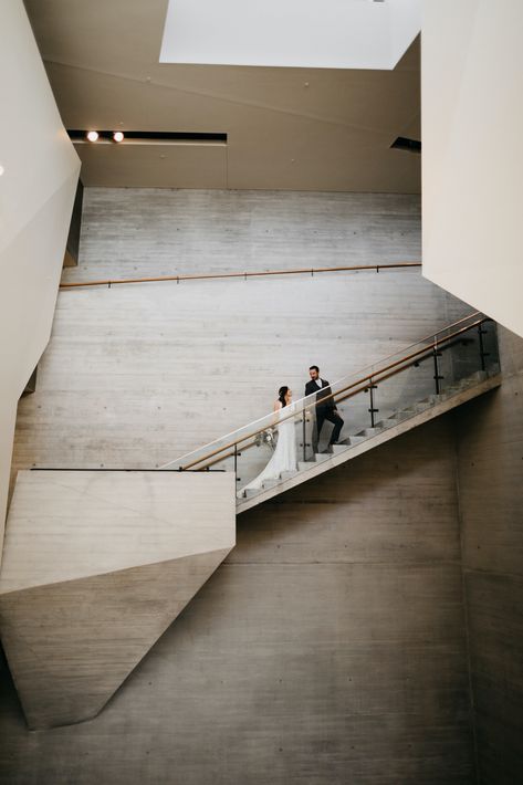 Utah State Capitol Wedding, Natural History Museum Wedding, Natural History Museum London Wedding, Wedding Venue Art Museum, Natural History Museum Of Utah, Salt Lake City Wedding, Natural History Museum, Modern Minimalist Wedding, Museum Wedding