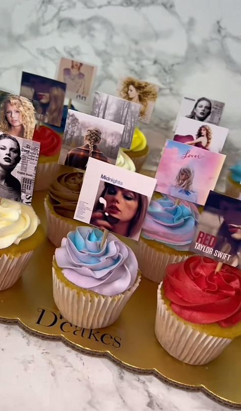 Taylor Swift Birthday Cupcake Ideas, 13 Birthday Taylor Swift, Taylor Swift Birthday Theme Party, Taylor Swift Inspired Cupcakes, Eras Tour Cupcakes, Taylor Swift Adult Birthday, Eras Tour Decorations, Taylor Swift B Day Cake, 1989 Taylor Swift Party Theme