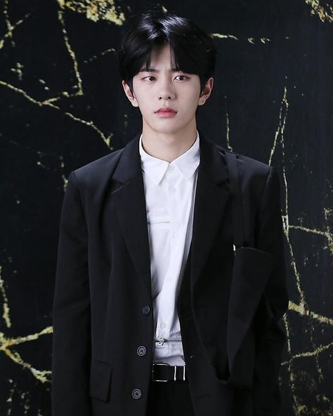 Golden Child Bomin, Choi Bo Min, Choi Bomin, Park Ji Yeon, Sans Cute, Woollim Entertainment, Fans Cafe, Korean Aesthetic, Picture Credit