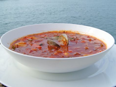 Minorcan clam chowder is one of St. Augustine’s signature dishes! Natives insist there is no substitute for the key ingredient, the Datil Pepper! 🌶️ Check out how you can make a delicious Minorcan Clam Chowder at home! Conch Chowder, Datil Pepper, Clam Chowder Recipe, Seafood Shop, Bisque Recipe, Florida Food, Chowder Recipe, Seafood Soup, Clam Chowder