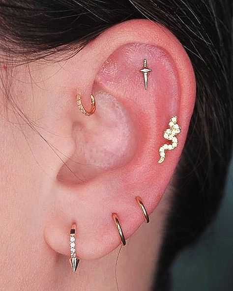 Forward Helix And Flat Piercing, Triple Flat Piercing, Front Helix Piercing, Double Forward Helix Piercing, Triple Lobe, Triple Lobe Piercing, Upper Lobe Piercing, Flat Piercing, Piercings Ideas