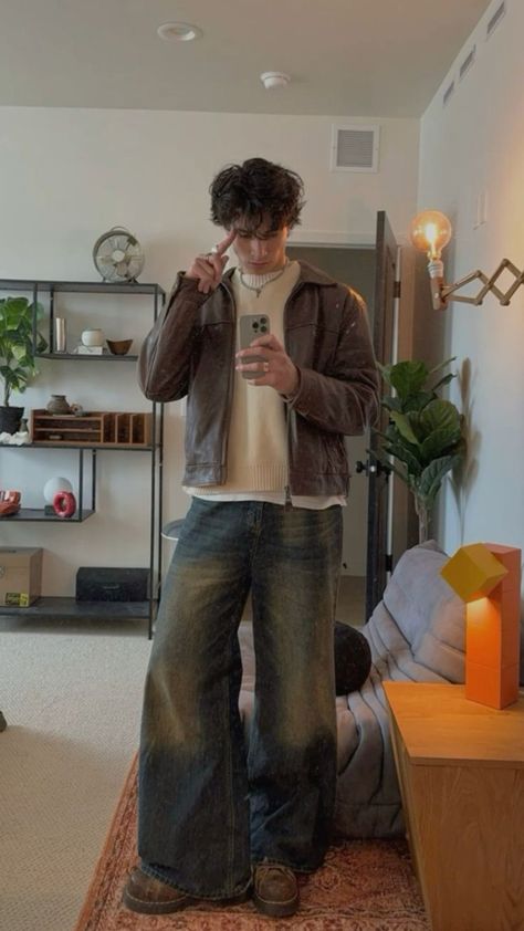 Mens Fits Winter, Dark Brown Button Up Shirt Outfit, Pretty Masc Outfits, Dark Brown Jeans Outfit Mens, Soft Streetwear Men, Tucker Pillsbury Outfits, Global Village Coffeehouse Outfit, Earthy Man Aesthetic, Streetwear Fashion Men Fall