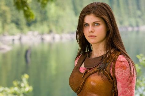 Alexandra Daddario Workout Routine and Diet Plan: How the Percy Jackson Actress Prepped for Baywatch! Alexandra Daddario True Detective, Percy Jackson Lightning Thief, Percy Jackson Film, Annabeth Percy Jackson, Uther Pendragon, Percy Jackson Movie, Sea Of Monsters, Matthew Daddario, Logan Lerman