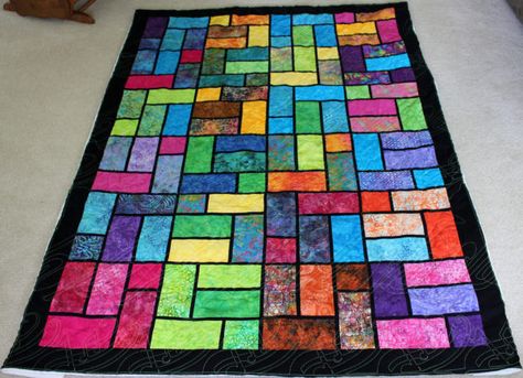 Modern Quilting Designs, Stained Glass Quilt, Jelly Roll Quilt Patterns, Quilting Designs Patterns, Batik Quilts, Scrap Quilt Patterns, Jellyroll Quilts, Patchwork Quilt Patterns, Colorful Quilts