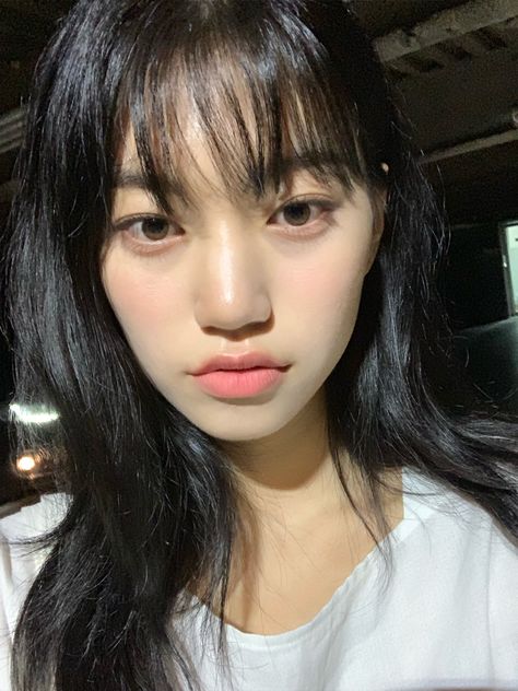 Weki Meki Doyeon, Twitter, Hair, Black