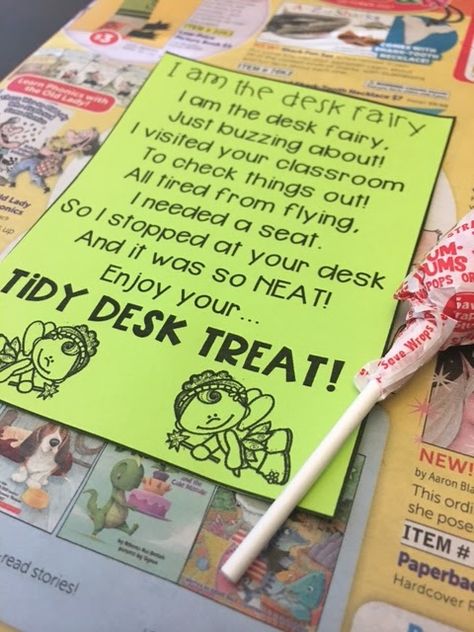 Classroom Reminders, Desk Fairy, Sketches Portrait, Desk Pets, Colorful Classroom, Classroom Goals, Classroom Behavior Management, Classroom Organisation, 3rd Grade Classroom