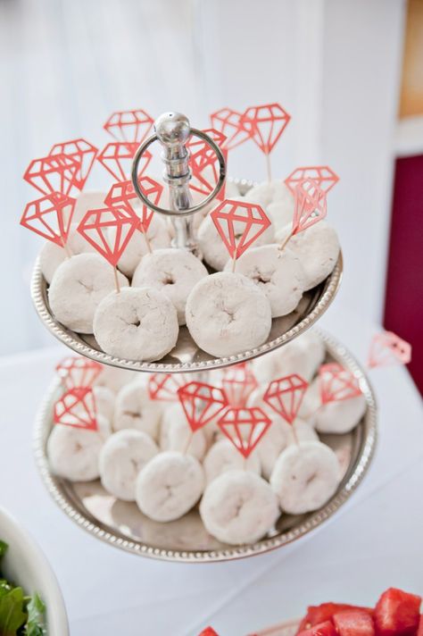 Put a diamond (donut) ring on it. Wedding Shower Brunch Decorations, Bridal Shower Brunch Decorations, Wedding Shower Food, Wedding Shower Brunch, Pink Doughnuts, Brunch Decor, Donut Ring, Bridal Shower Planning, Summer Bridal Showers