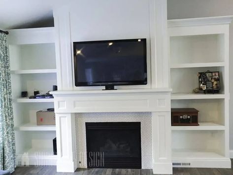 Fireplace Remodel Ideas, Diy Fireplace Mantle, Wood Fireplace Surrounds, Fireplace Mantel Surrounds, Fireplace Bookshelves, Propane Fireplace, Tv Built In, Gas Fireplace Insert, Build A Fireplace