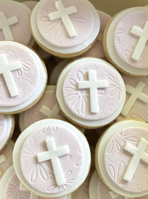 Cookies Comunion, Cookies Bautismo, Fondant Sugar Cookies, Communion Cookies, Comunion Cake, Christening Cookies, Baptism Cookies, First Communion Cakes, Cookies Decoradas