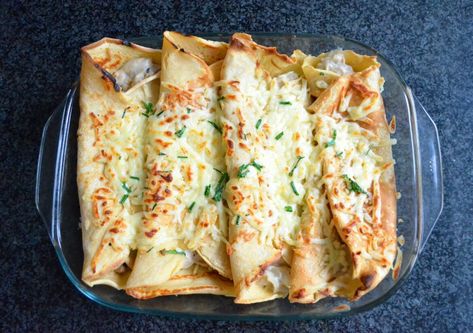 Pancakes don't have to be sweet! Have a go at this creamy, savoury chicken pancake recipe. Delicious! | 30 min | Serves 4 Cambells Recipes, Savoury Pancake Recipe, Baked Peppers, Campbells Soup Recipes, Savory Pancakes, Savory Chicken, Campbell Soup, Chicken Soup Recipes, Filling Recipes