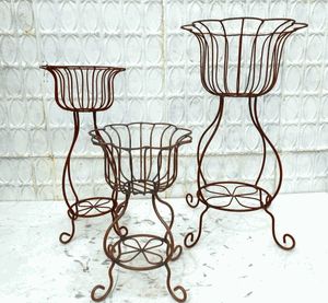 Gardening Gadgets, Metal Plant Stands, Wrought Iron Plant Stands, Welding Design, Iron Plant Stand, Stand Flower, Iron Planters, Plant Stands Outdoor, French Country Garden