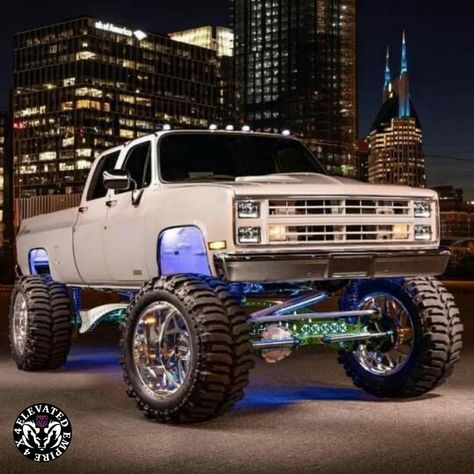 Squarebody Truck, Chevy K30, Chevy Vehicles, Best Pickup Truck, Hot Trucks, Nice Trucks, Mud Trucks, Lifted Ford, Lifted Jeep