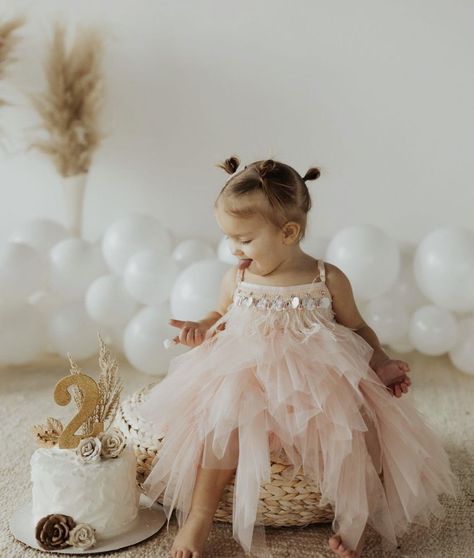 3rd Birthday Pictures, Second Birthday Photos, Carlin Bates, 2nd Birthday Pictures, Duggar Wedding, 2nd Birthday Photos, Baby Birthday Photoshoot, 1st Birthday Pictures, 1st Birthday Photoshoot