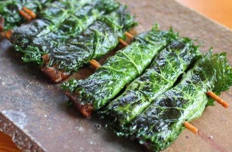 Shiso Maki | A Taste of Culture Shiso Recipe, Garden Recipes, Coconut Curry, Noodle Dishes, Cooking Skills, Asian Dishes, Rice Bowls, Veggie Recipes, Wine Recipes