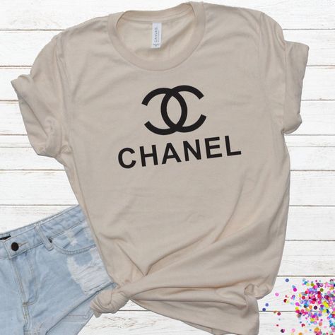 Chanel Shirt Graphic Tees, Chanel Tshirt, Chanel T Shirt, Chanel Shirt, Chanel Logo, Easter Shirt, Coco Chanel, Elegant Outfit, School Outfits