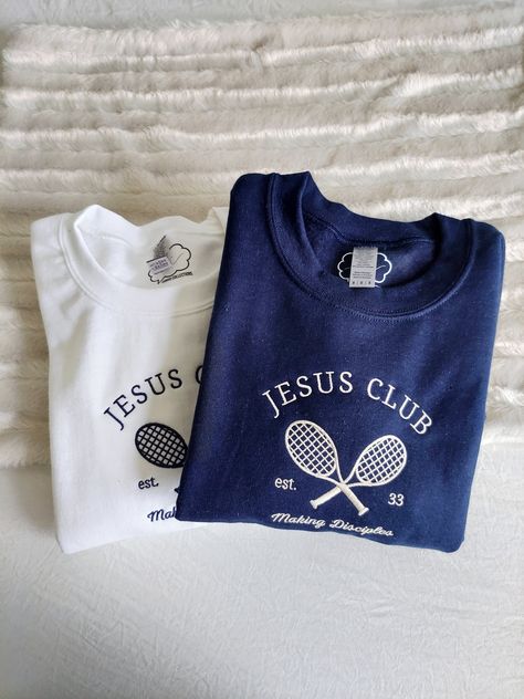 Jesus Club Embroidered Crew / Navy – Convo Collections Christian Clothing Brand, Loose Jumper, Christian Crewneck, Faith Based Clothing, Crewneck Sweatshirt Women, Embroidered Crewneck, Christian Clothing, Christian Shirts, Preppy Outfits