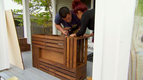 Wine Crate Table, Wine Crate Coffee Table, Wooden Crate Coffee Table, Crate Coffee Table, Crate Table, Crate Diy, Wine Crate, Crate Furniture, Table Diy