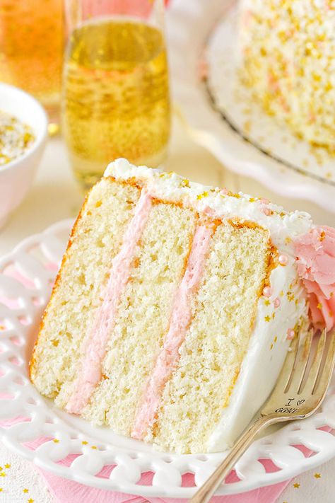 Strawberry Champagne Cake, Champagne Cake Recipe, Fluffy Vanilla Cake, New Years Eve Dessert, Champagne Cake, Slice Of Cake, Strawberry Frosting, New Year's Cake, Strawberry Buttercream