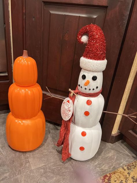 Stackable Pumpkins, Dollar Tree Crafts Diy, Snowman Craft, Make A Snowman, Diy Snowman, Pumpkin Theme, Tree Ideas, Dollar Tree Crafts, Tree Crafts