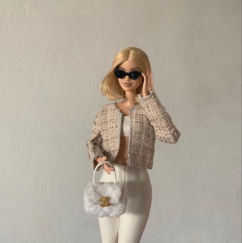 Realistic Barbie, Made To Move Barbie, Barbie Bridal, Barbies Pics, Diy Barbie Clothes, Barbie Images, Barbie Fashionista Dolls, Fashion Gal, Barbie Model