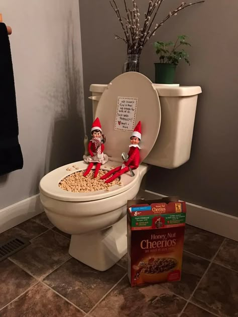 Elf On The Shelf Toilet Bowl Cereal, Elf Cereal In Toilet, Elf Cereal, Happy Thanksgiving Aesthetic, Elf On The Shelf Easy, Elf Is Back Ideas, Thanksgiving Napkin Folds, Thanksgiving Table Scape, Simple Thanksgiving Table Decor