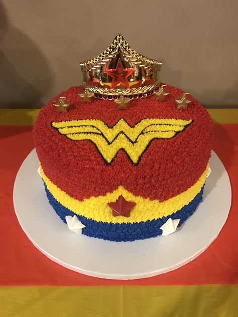 Wonder Woman Cake, Wonder Woman Party, 5th Birthday Cake, Super Girl, Girl Cake, 1st Bday, 5th Birthday, Cake Decorating, Birthday Cake