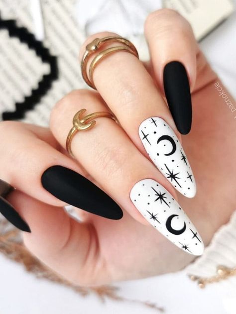 Nails October 2022, Black And White Nails, Witch Nails, Witchy Nails, Autumn Nail, Nail Stuff, White Nail Designs, Dark Nails, Star Nails