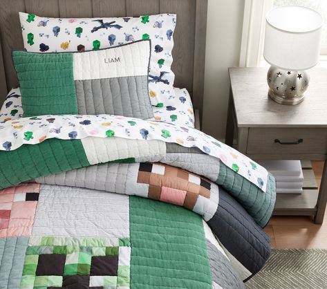 Minecraft™ Patchwork Quilt & Shams Minecraft Boys Room, Gaming Bedding, Mc Bedroom, Boys Minecraft Bedroom, Pixelated Characters, Minecraft Bedding, Big Boy Bed, Minecraft Quilt, Corduroy Patchwork