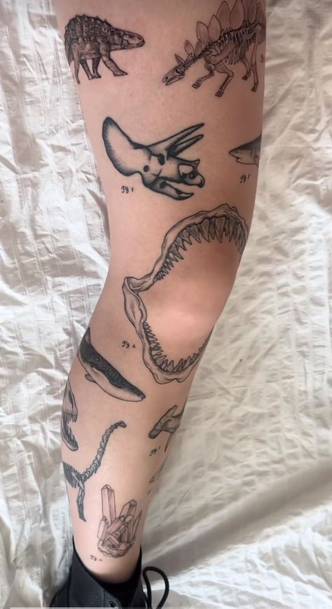 Symmetrical Leg Tattoos, Calf Sleeves Tattoo, Calf Sleeve Tattoo, Leg Sleeve, Leg Sleeves, Leg Tattoos, Future Tattoos, I Tattoo, Sleeve Tattoos