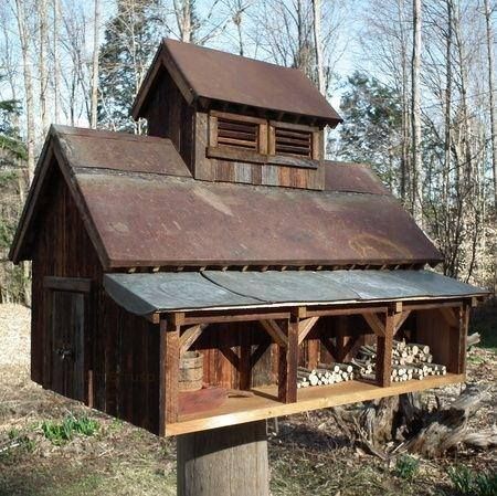 Barn Birdhouses, Birdhouses Bird Feeders, Homemade Bird Houses, Bird Houses Ideas Diy, Birdhouses Rustic, Bird Barn, Garden Birdhouses, Bird House Feeder, Rustic Birdhouse