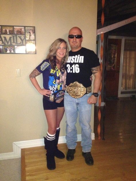 WWE costumes! Stone cold and Diva! Woman Wrestler Costume, Stone Cold Steve Austin Costume, Wwe Couples Costumes, Wwe Costumes Women, Wwe Halloween Costumes, Wwe Halloween, Wwe Birthday Party Ideas, Wwe Costumes, Wrestling Costumes