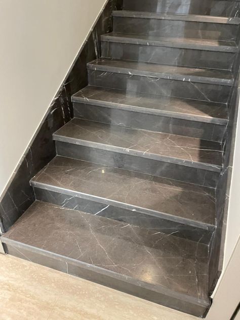 Staircase Granite Design, Staircase Skirting, Stair Granite, Granite Staircase Design, Villa Stairs, Stairs Handrail, Stairs Tiles Design, Stairs Skirting, Granite Stairs